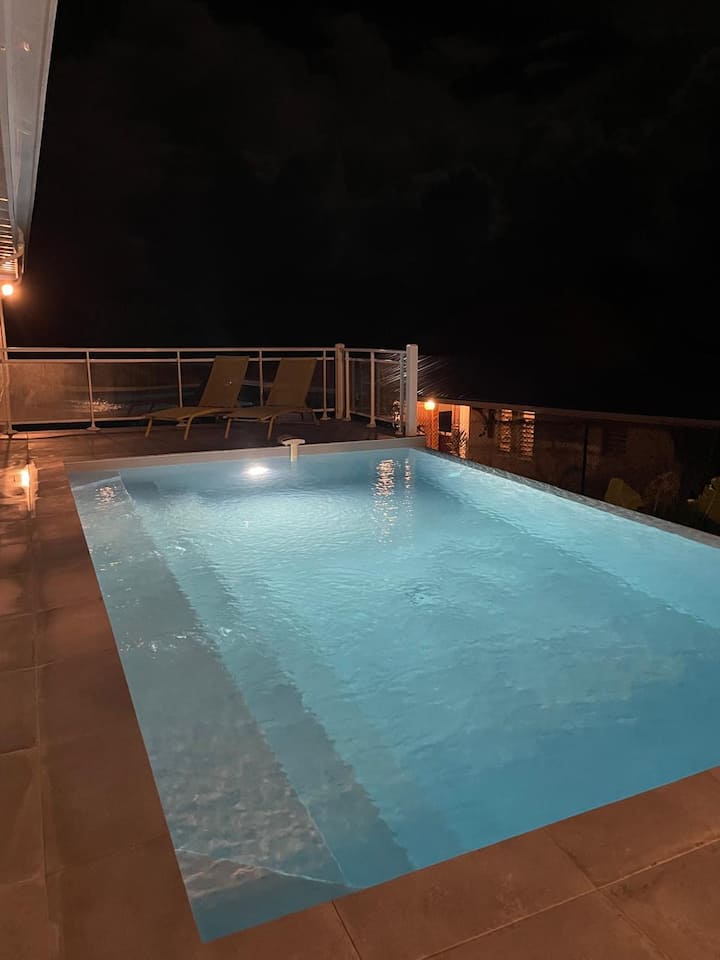 Piscine de la Villa Outaouis